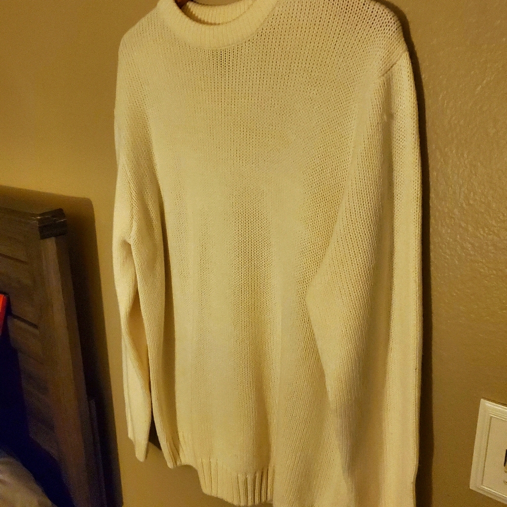 White Divided knitted sweater